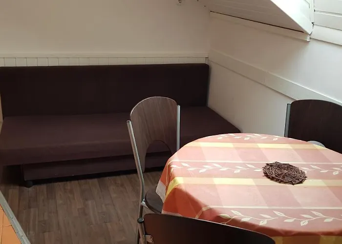 Apartament Pataki House *